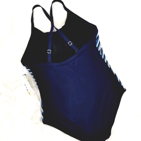 Fashion World NWT Women's L Padded Stripe Swimsuit - Picture 7 of 9